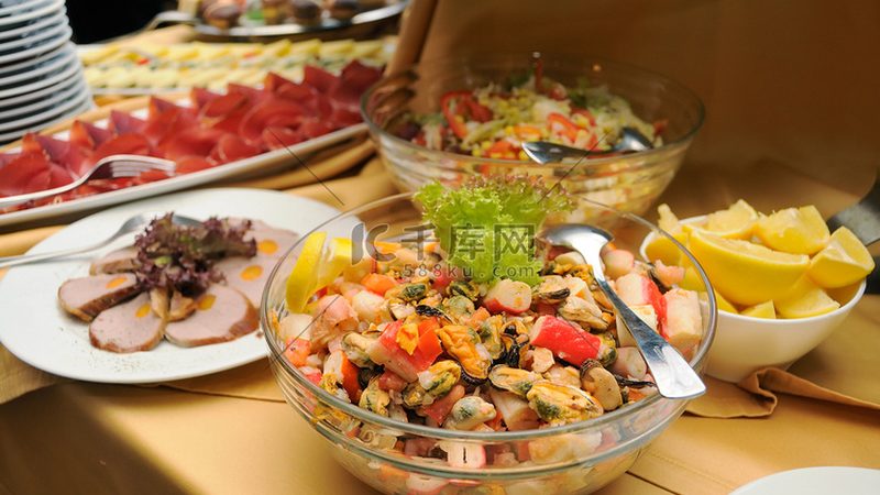 广州低脂膨化食品：健康零食的智慧选择**