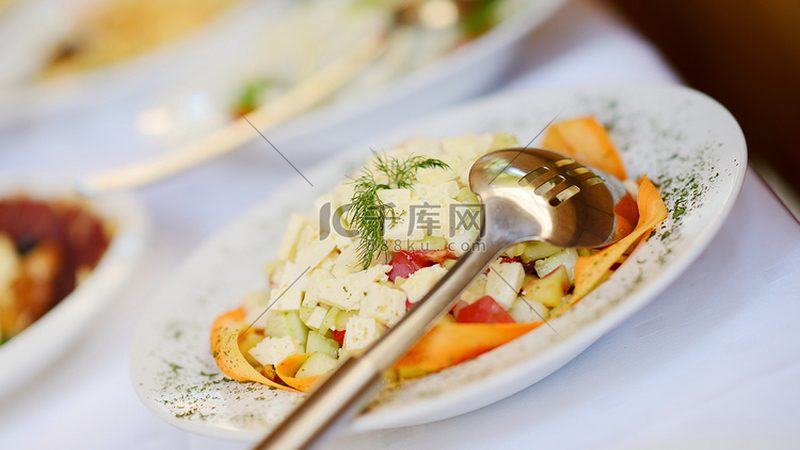 揭秘食品代加工：利润空间与行业真相